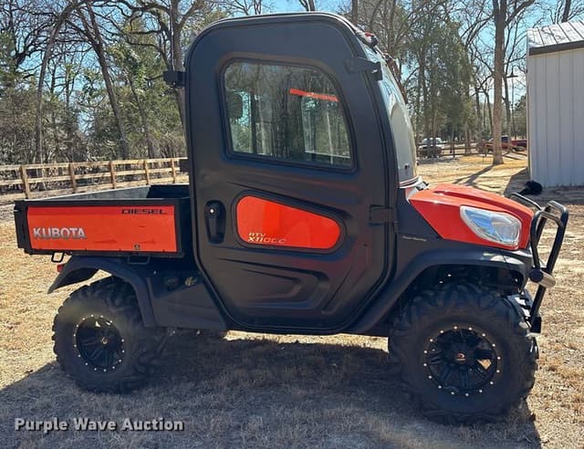 Image of Kubota RTV-X1100C equipment image 3