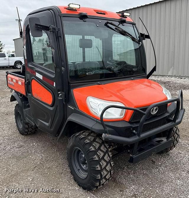 Image of Kubota RTV-X1100C equipment image 2