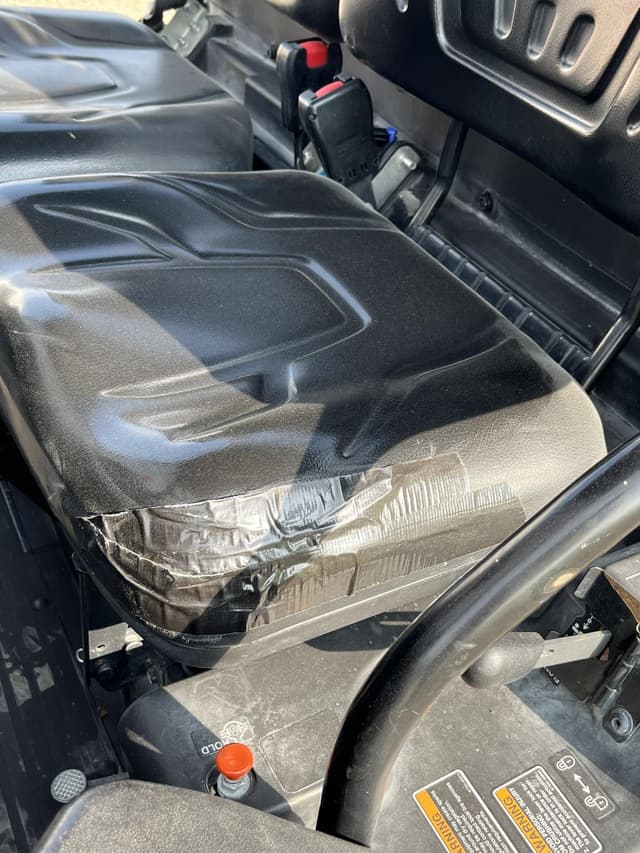 Image of Kubota RTV X1120 equipment image 4