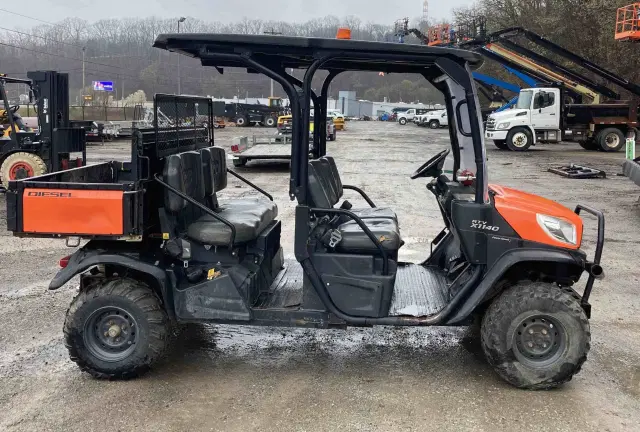 Image of Kubota RTV-X1140 equipment image 2
