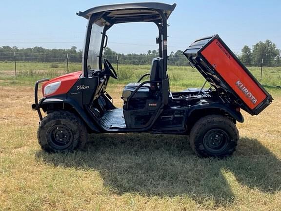 Image of Kubota RTV-X900 equipment image 2