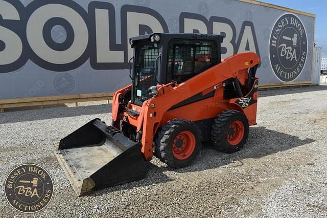 Image of Kubota SSV65 equipment image 1