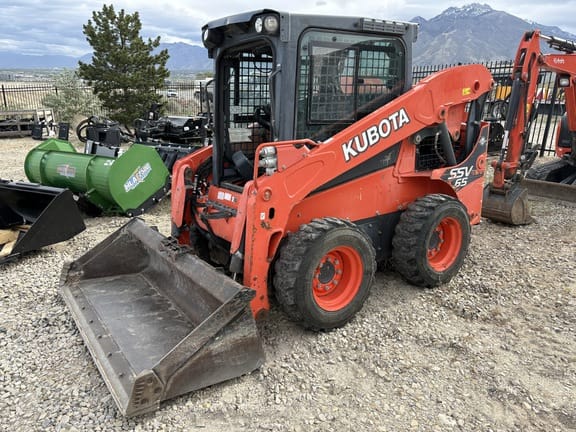 2020 Kubota SSV65 Equipment Image0
