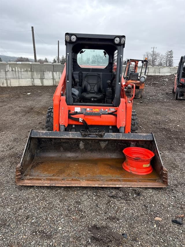 Image of Kubota SSV65 equipment image 1