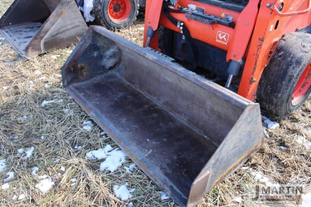 Image of Kubota SSV65 equipment image 4