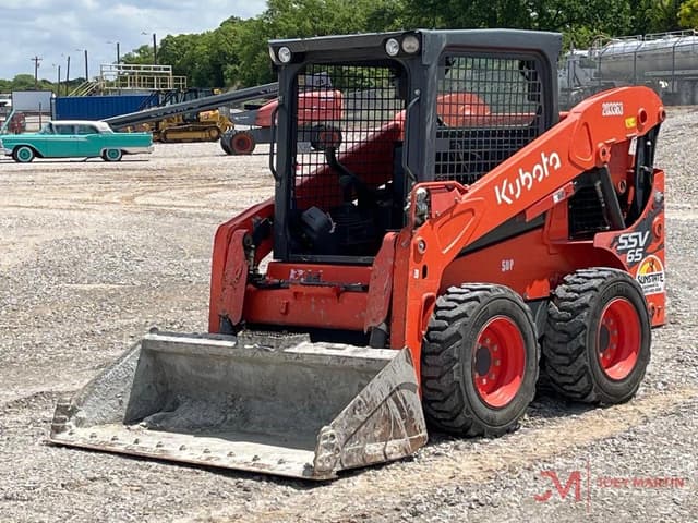 Image of Kubota SSV65 equipment image 3