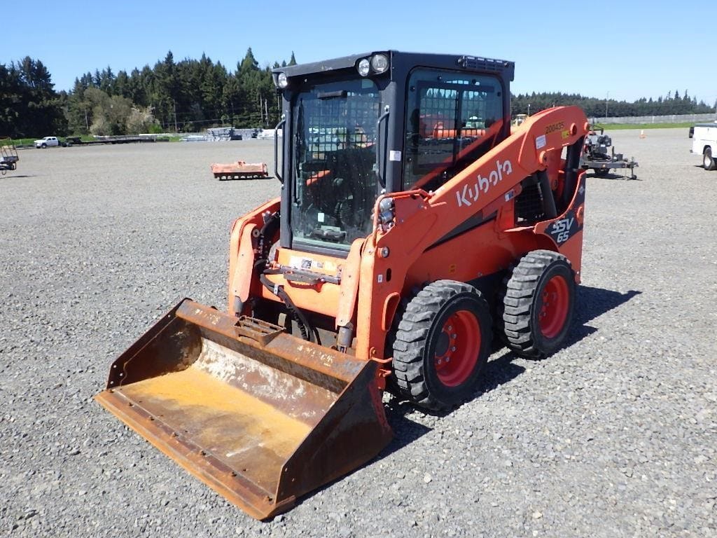 2020 Kubota SSV65 Equipment Image0