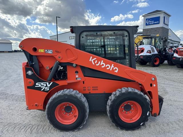 Image of Kubota SSV75 equipment image 1