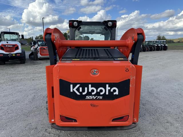 Image of Kubota SSV75 equipment image 3