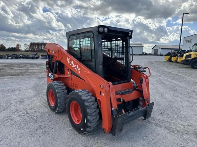 Image of Kubota SSV75 equipment image 1