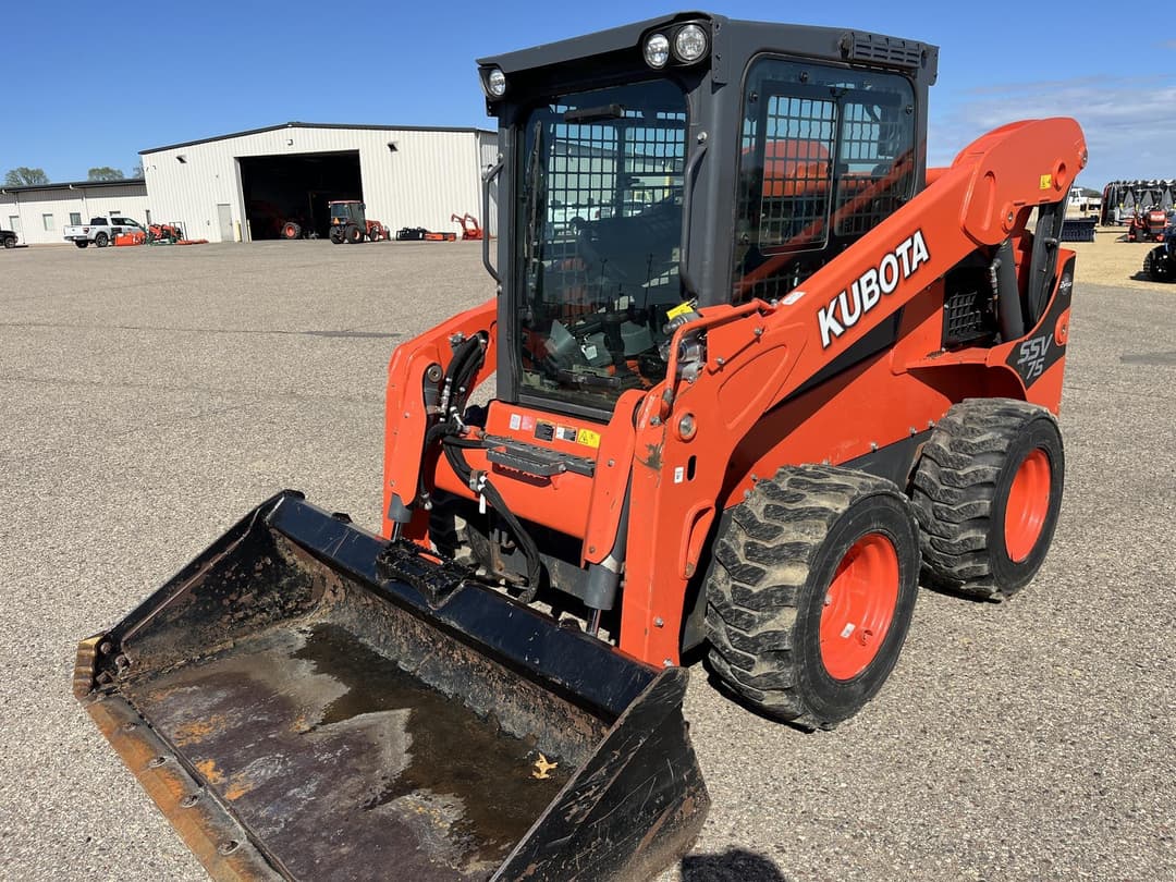 Image of Kubota SSV75 Primary image