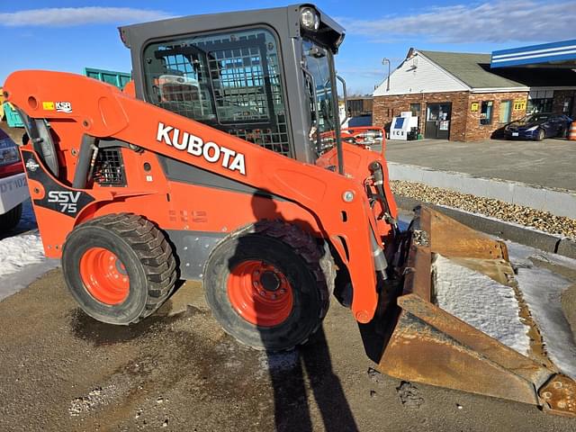 Image of Kubota SSV75 equipment image 1