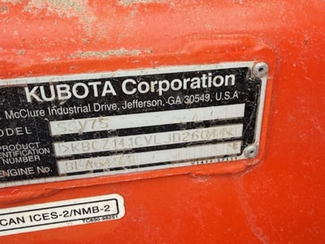 Image of Kubota SSV75HRC equipment image 4