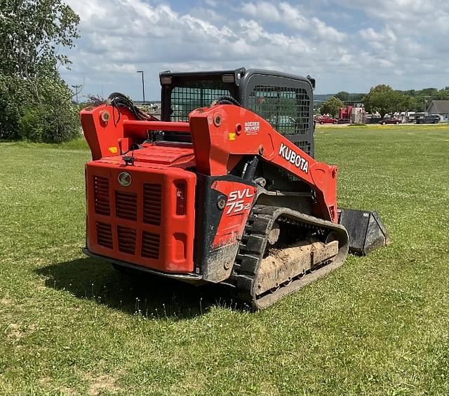Image of Kubota SVL75-2 equipment image 4