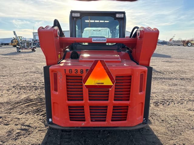 Image of Kubota SVL75-2 equipment image 3