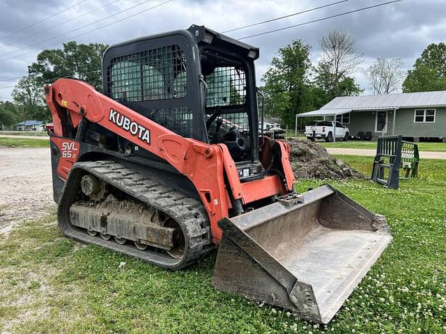 Image of Kubota SVL65-2 equipment image 2