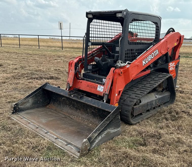 2020 Kubota SVL65-2 Equipment Image0