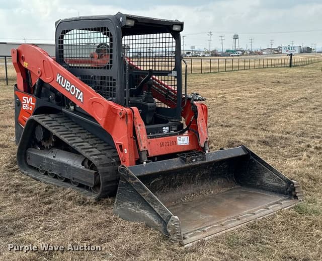 Image of Kubota SVL65-2 equipment image 2