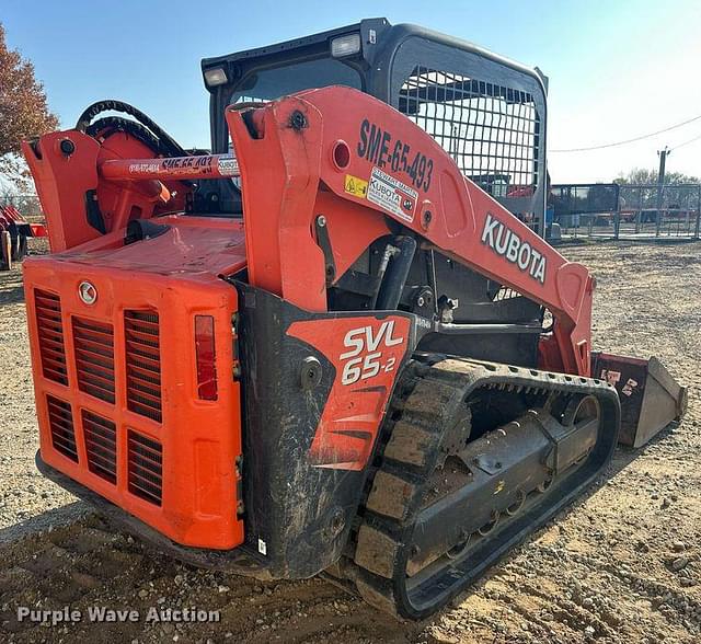 Image of Kubota SVL65-2 equipment image 4