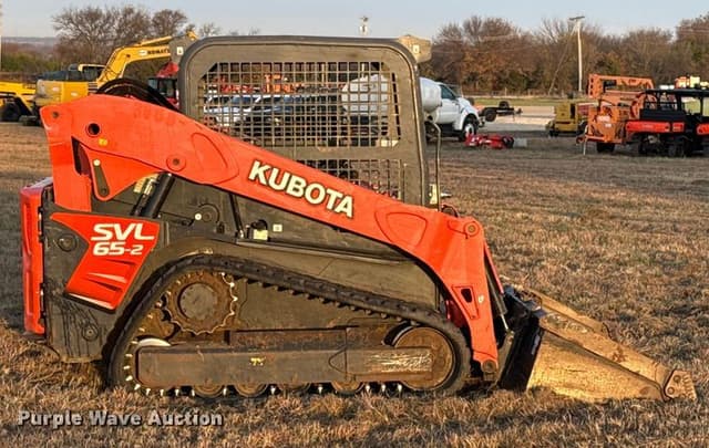Image of Kubota SVL65-2 equipment image 3