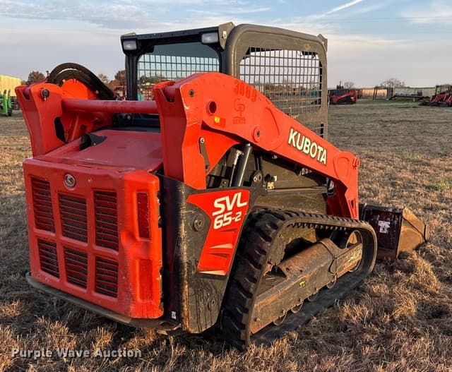 Image of Kubota SVL65-2 equipment image 4