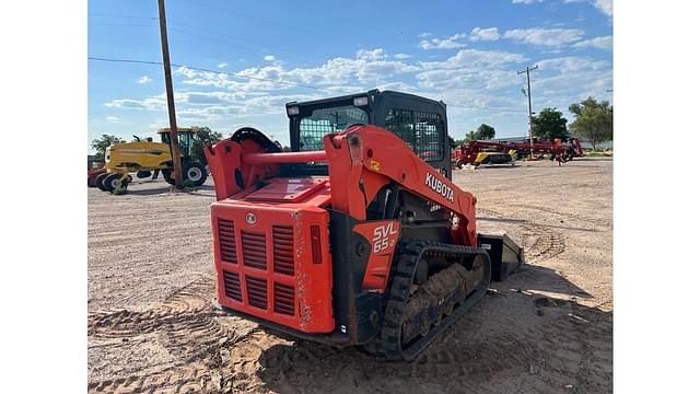 Image of Kubota SVL65-2 equipment image 2