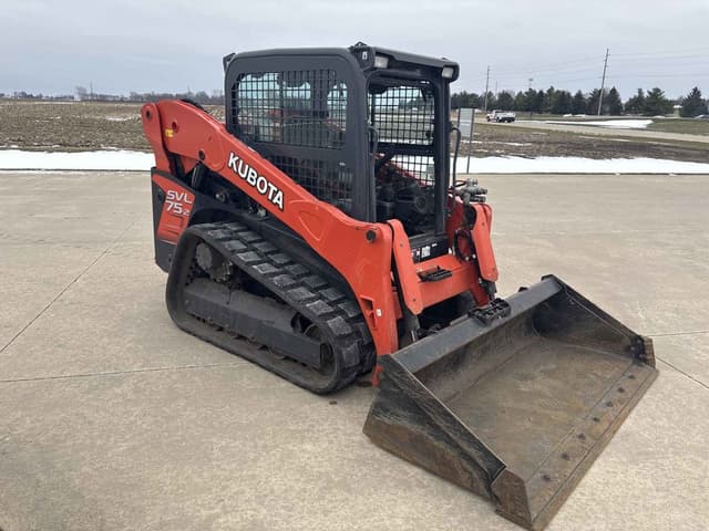 Image of Kubota SVL75-2 equipment image 4