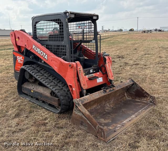 Image of Kubota SVL75-2 equipment image 2