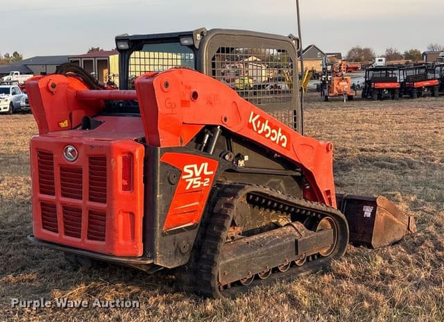 Image of Kubota SVL75-2 equipment image 4