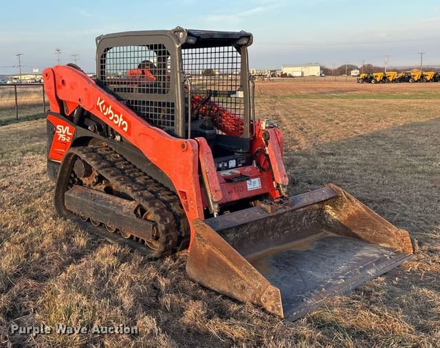 Image of Kubota SVL75-2 equipment image 2