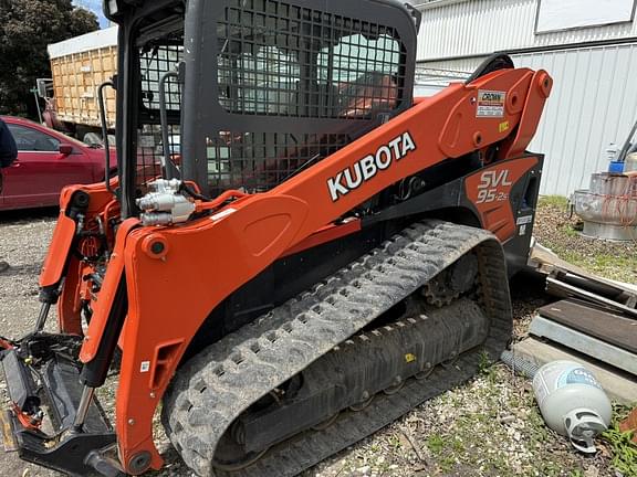 Image of Kubota SVL95-2S equipment image 2