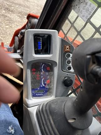 Image of Kubota SVL95-2S equipment image 4