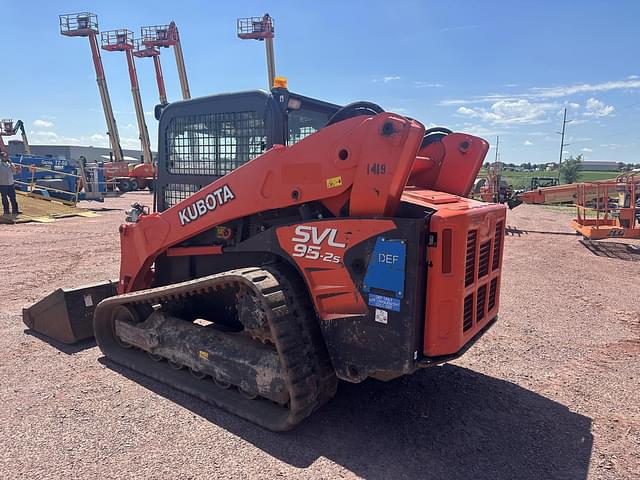 Image of Kubota SVL95-2S equipment image 4