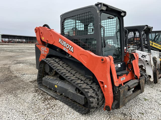 Image of Kubota SVL95-2S equipment image 2