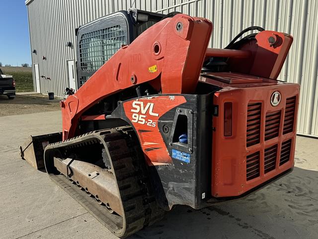 Image of Kubota SVL95-2S equipment image 2