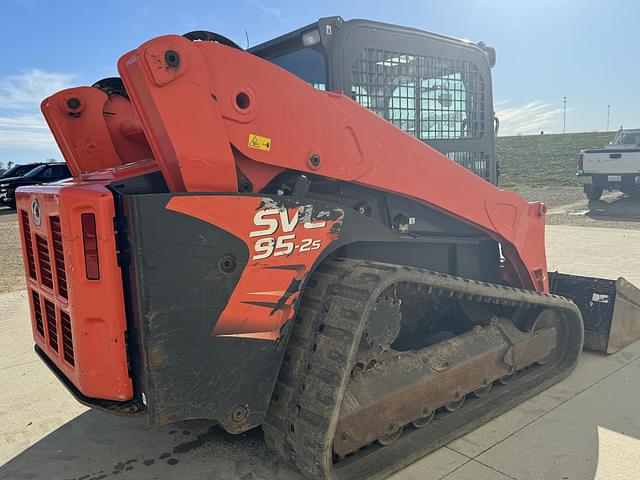 Image of Kubota SVL95-2S equipment image 4