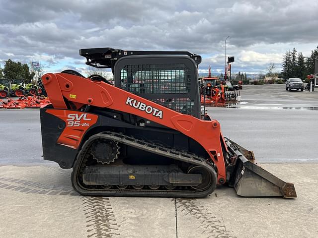 Image of Kubota SVL95-2S equipment image 4