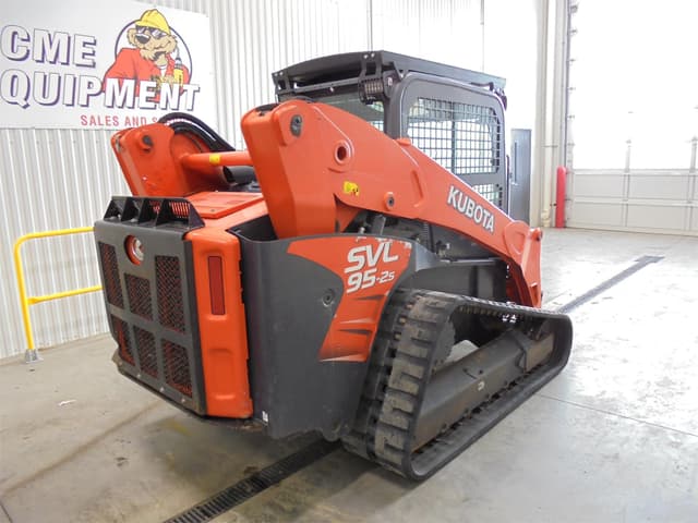 Image of Kubota SVL95-2S equipment image 4
