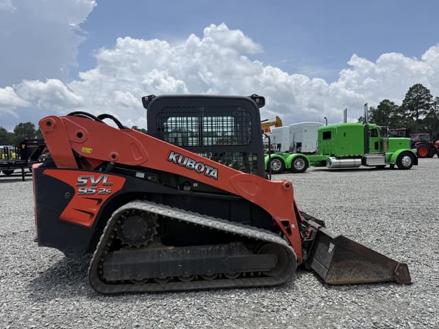 Image of Kubota SVL95-2S equipment image 4