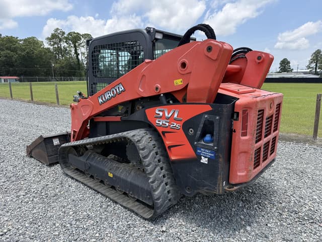Image of Kubota SVL95-2S equipment image 1