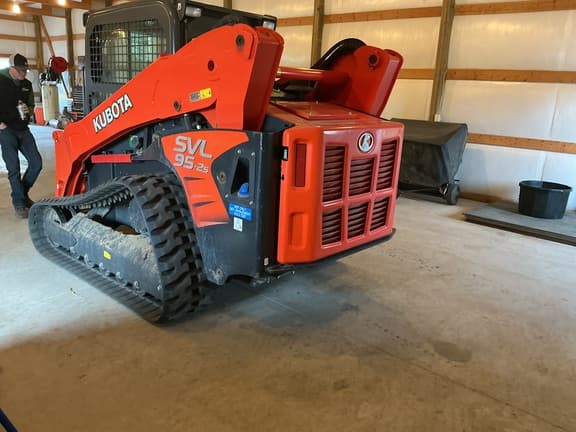 Image of Kubota SVL95-2S equipment image 2