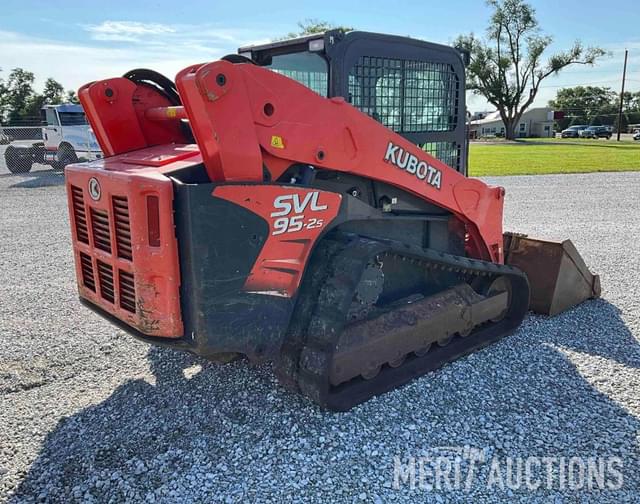 Image of Kubota SVL95-2S equipment image 4