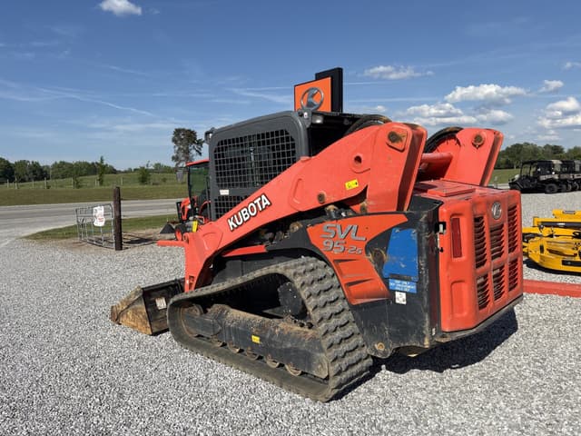 Image of Kubota SVL95-2SHFC equipment image 4