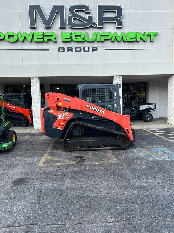 Image of Kubota SVL95 equipment image 2