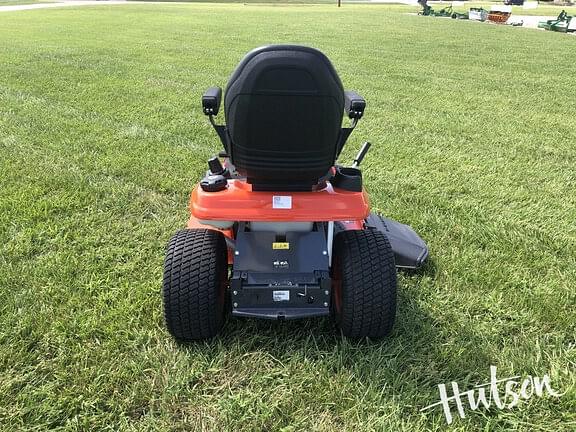 Image of Kubota T2290 equipment image 3