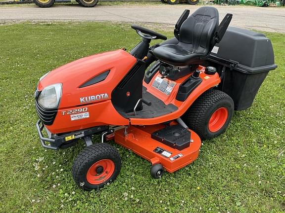 Image of Kubota T2290 equipment image 2