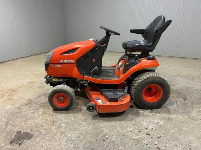Image of Kubota T2290 equipment image 2