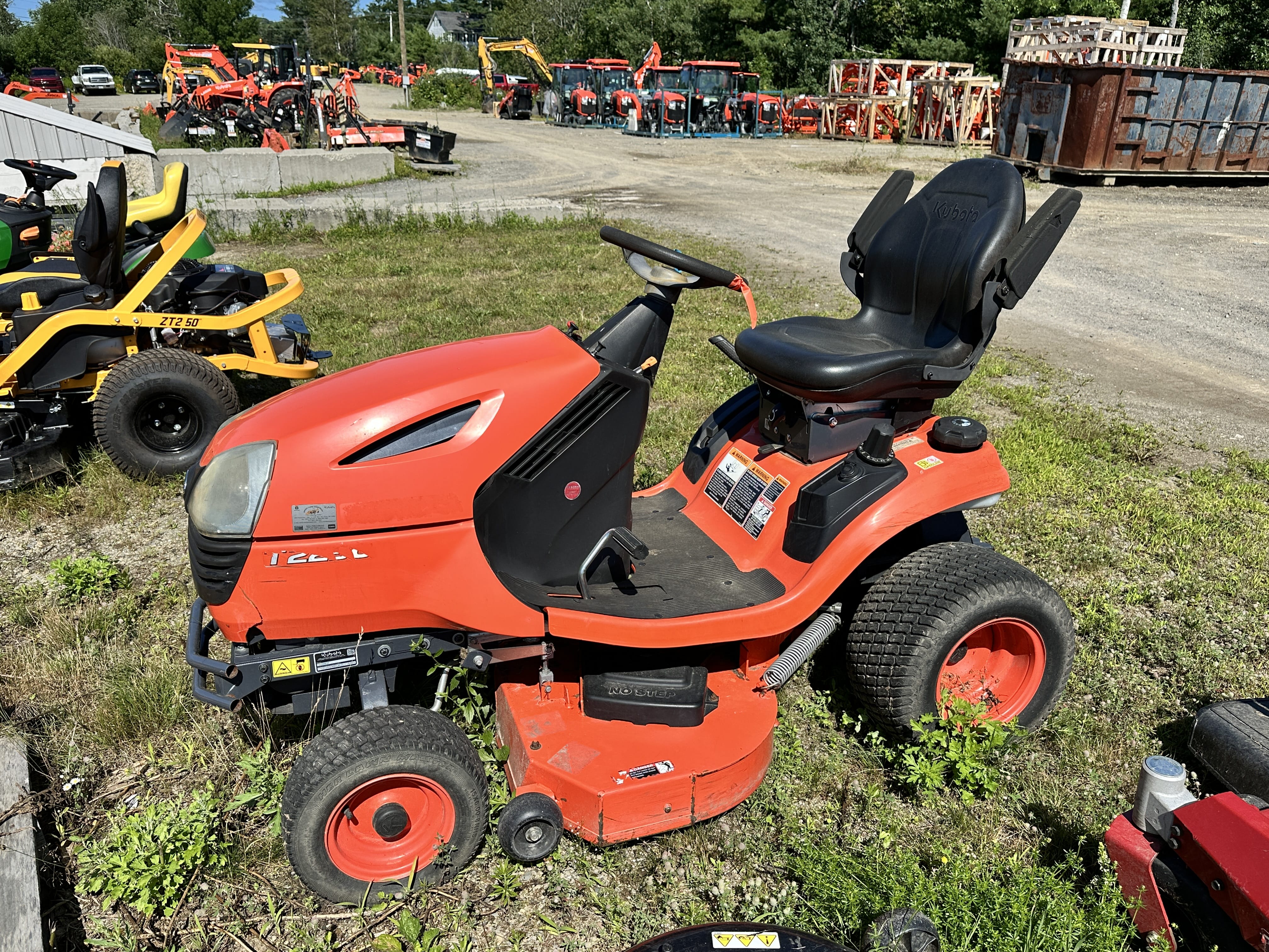 2020 Kubota T2290KW-42 Equipment Image0