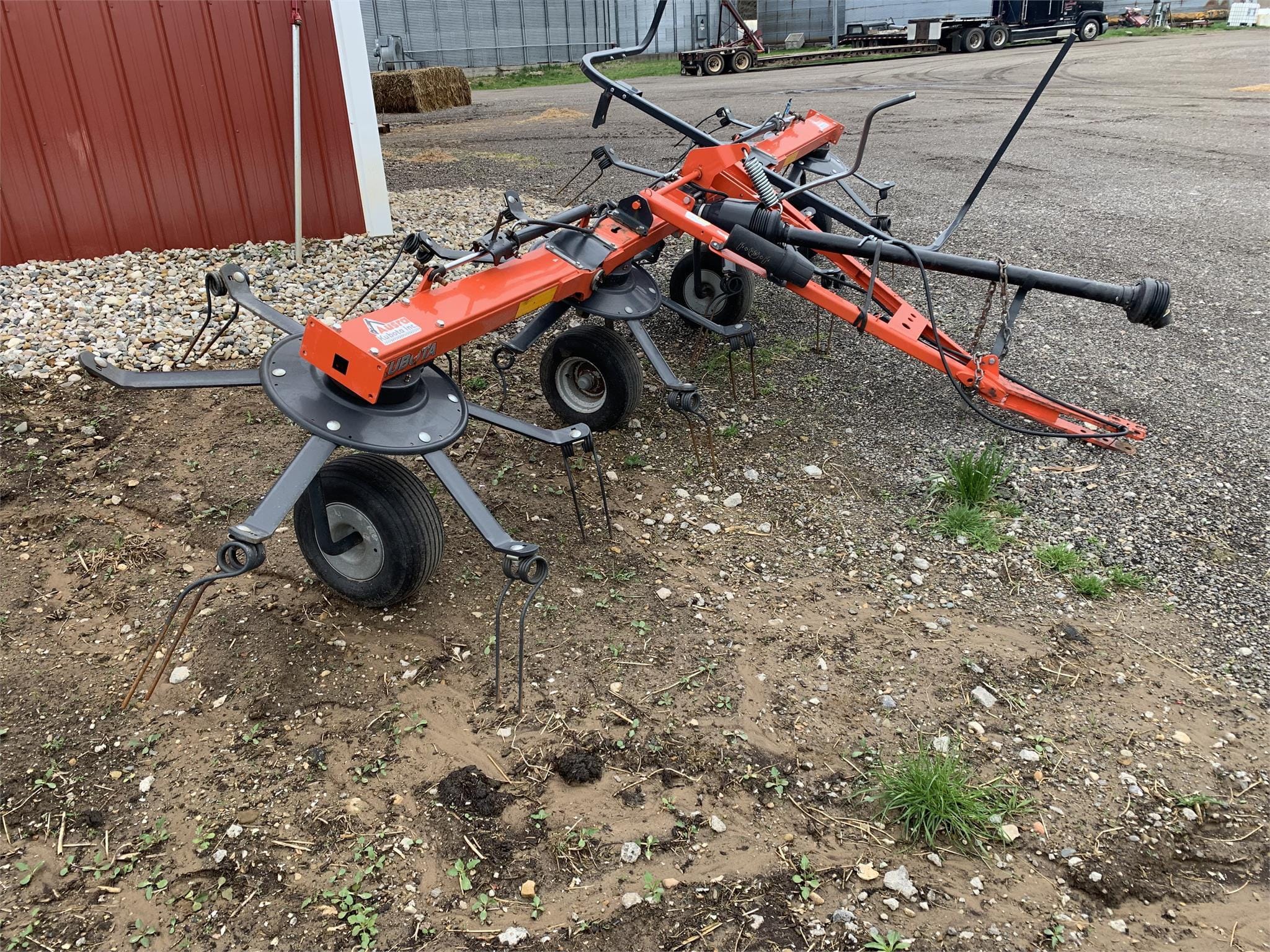 2020 Kubota TE4052T Equipment Image0