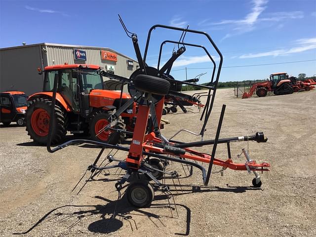 Image of Kubota TE4052T equipment image 3